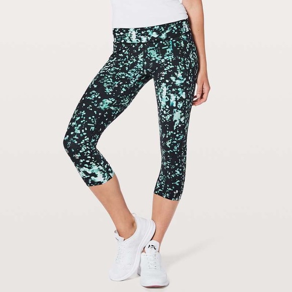 NEW Lululemon Fast and Free Crop Leggings - Picture 4 of 8